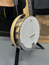 Load image into Gallery viewer, TANGLEWOOD TWB18M5 5-STRING BANJO (Pre-Owned)