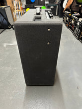 Load image into Gallery viewer, Fender Bassbreaker 18/30 Combo (PRE-OWNED)