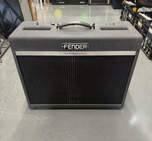 Load image into Gallery viewer, Fender Bassbreaker 18/30 Combo (PRE-OWNED)