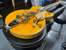 Load image into Gallery viewer, Gretsch 5655T-QM with Gretsch Case (Pre-Owned)
