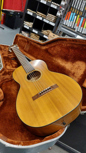 Martin 0-16NY 1974 New Yorker (Pre-Owned)