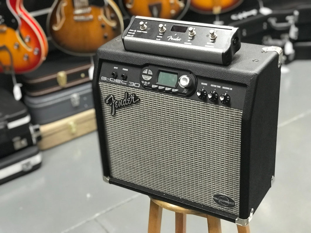 Fender G-Dec 30 Guitar amp (Pre-owned)