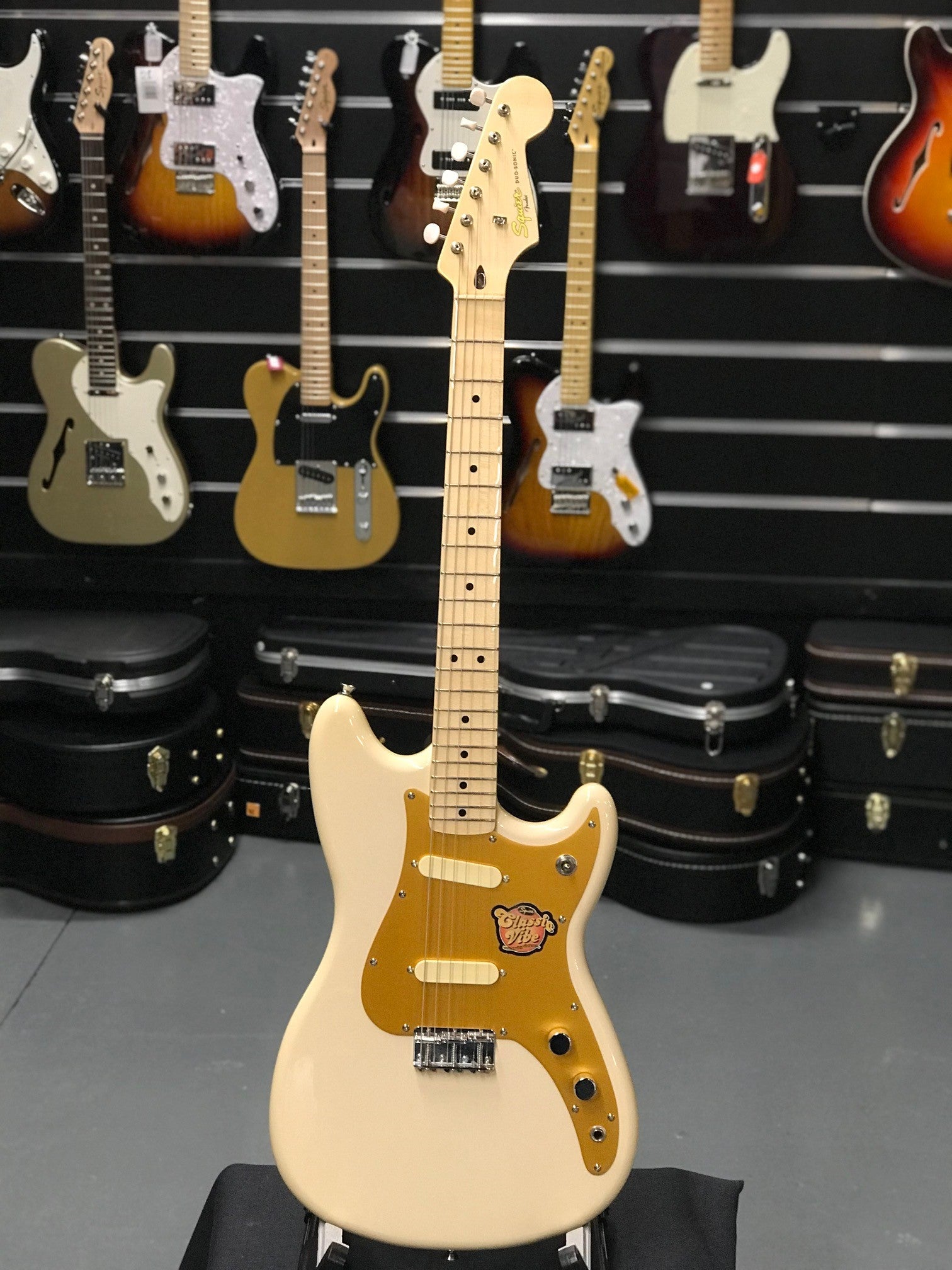 Squier Classic Vibe Duo Sonic Desert Sand (Pre-owned) – MaxxMusic