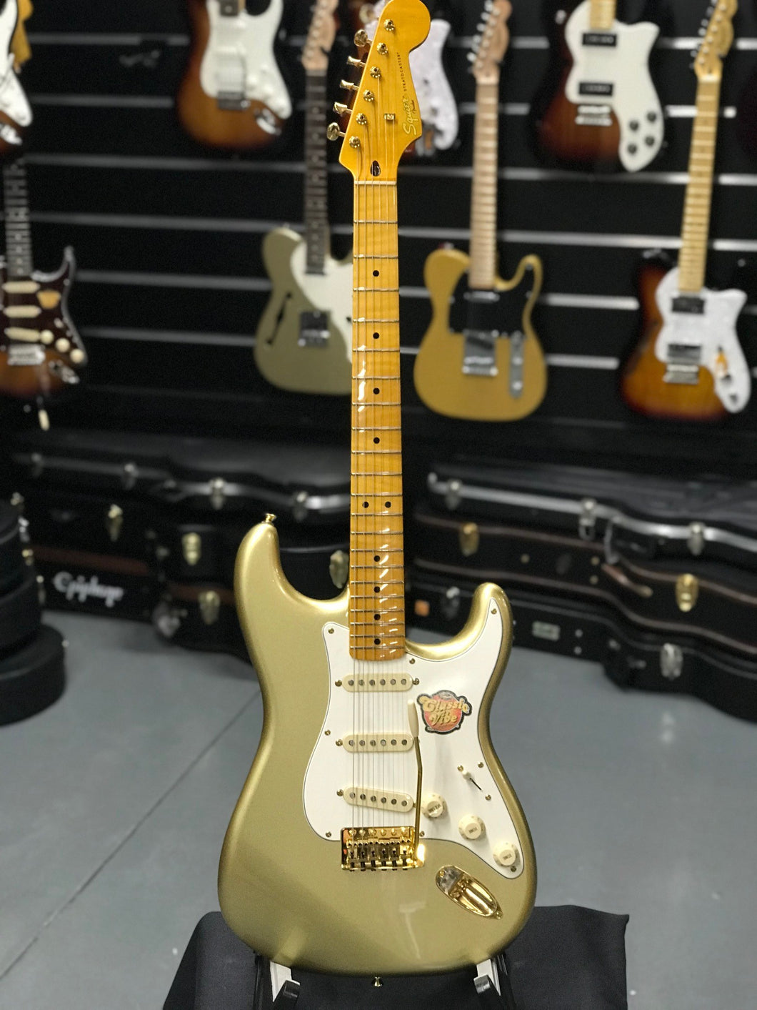 Squier Classic Vibe 60th Anniversary Stratocaster Gold (Pre-owned)