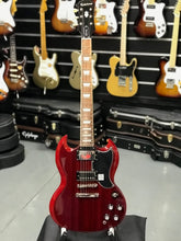 Load image into Gallery viewer, Epiphone SG Pro Cherry (Pre-owned)

