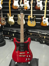 Load image into Gallery viewer, Epiphone Wilshire Vintage Cherry (Pre-owned)
