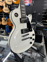 Load image into Gallery viewer, CARAYA LES PAUL ELECTRIC - WHITE (Pre-Owned)
