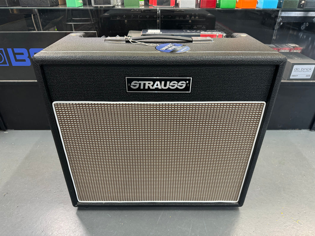 Strauss Superblues SB30 Valve Combo (Pre-Owned)