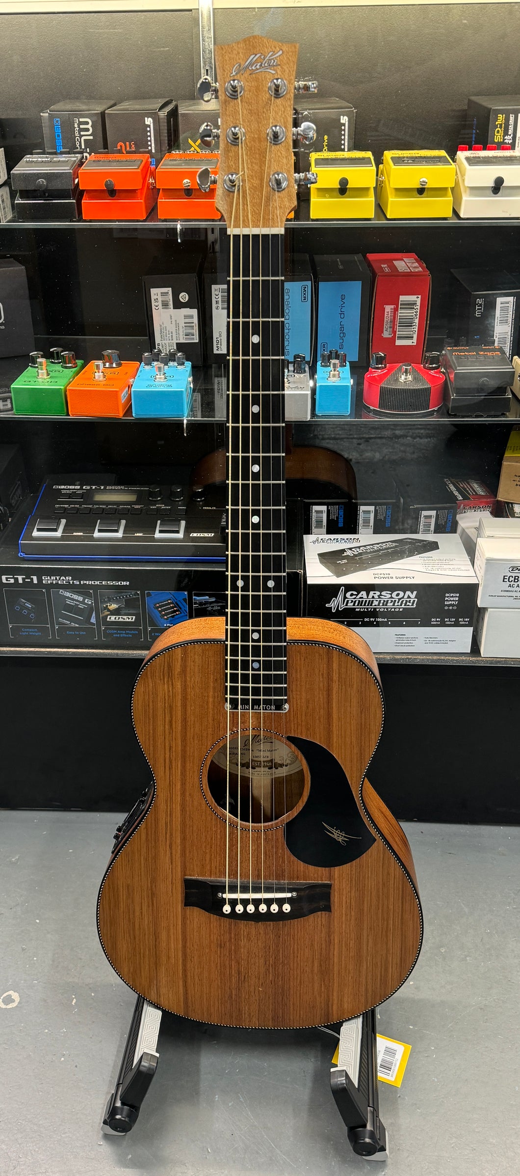 Mini Maton EMBW-6 Blackwood with AP5 Pro & Hardcase (Pre-Owned)
