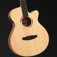 Tanglewood Strada Super Folk Solid Top, Spruce/Mahogany Cutaway/Electric Guitar (TS4-CE-ST)