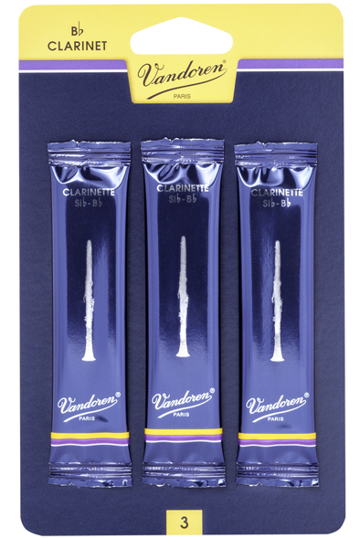 Vandoren B Flat Clarinet Reeds - TRADITIONAL - Gr 2.5 - Card of 3